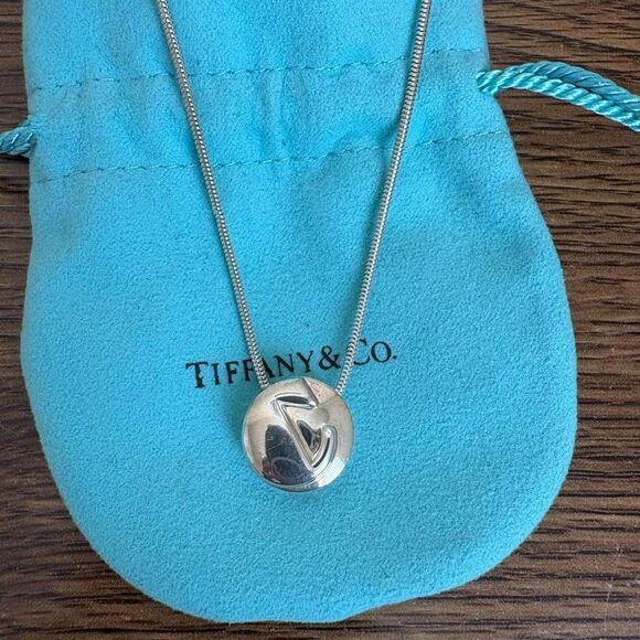 Tiffany & Co. Initial Letter 'C’ Necklace - Picture 2 of 6